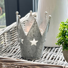 Load image into Gallery viewer, NORDIC TIN STAR CROWN
