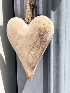 SMALL WHITE WASHED WOODEN HEART